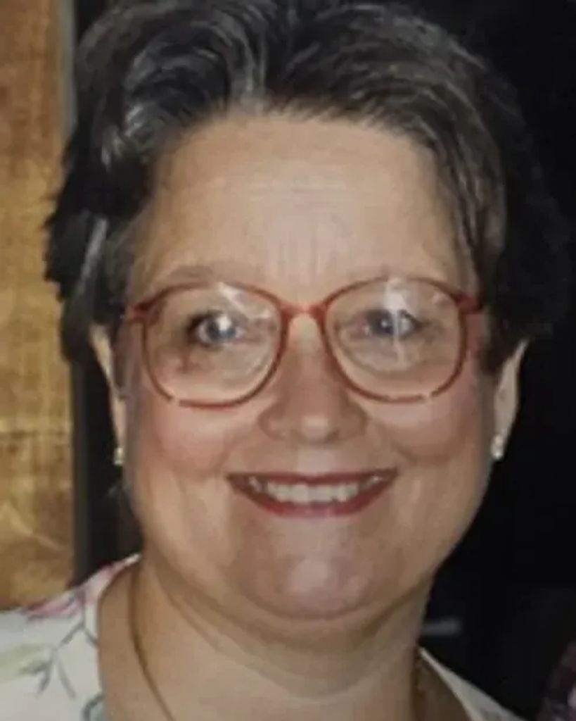 Julia Chase Profile Photo