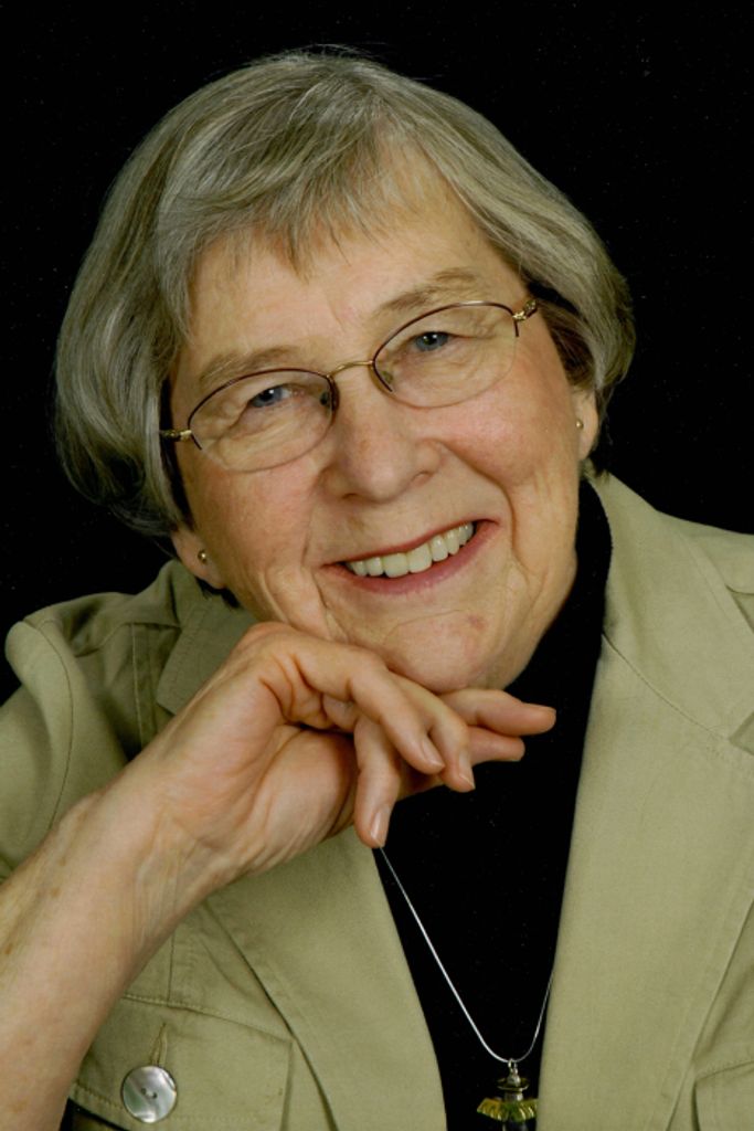 Ruth (Benson)  Drummond