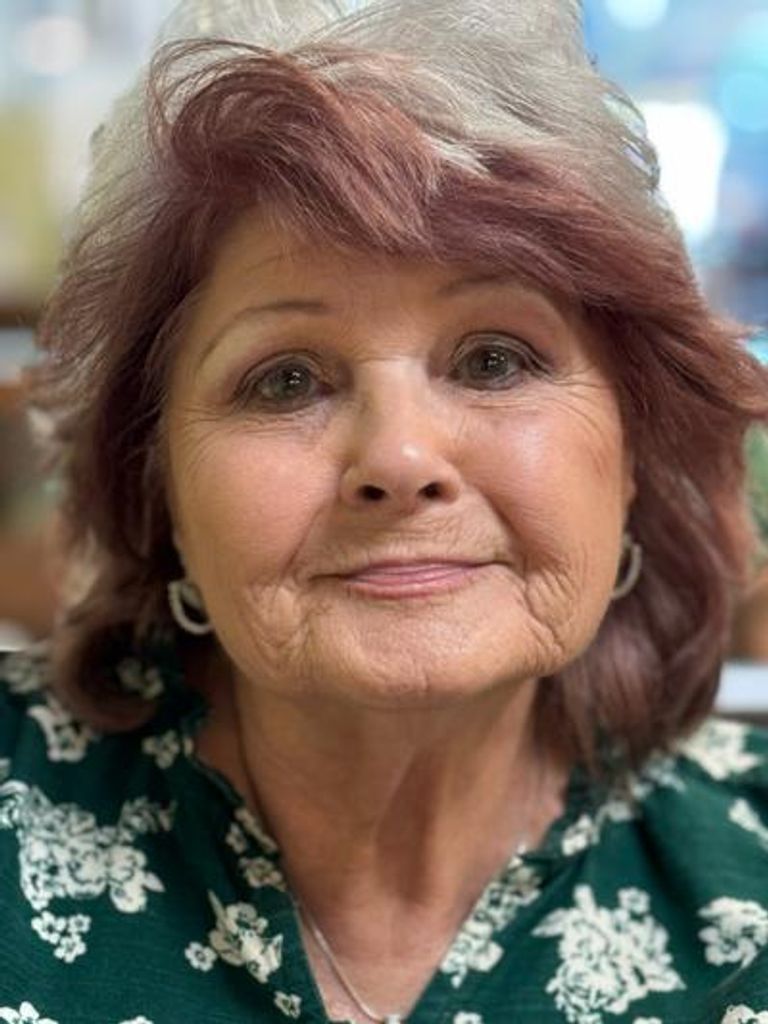 Daisy Graham Profile Photo