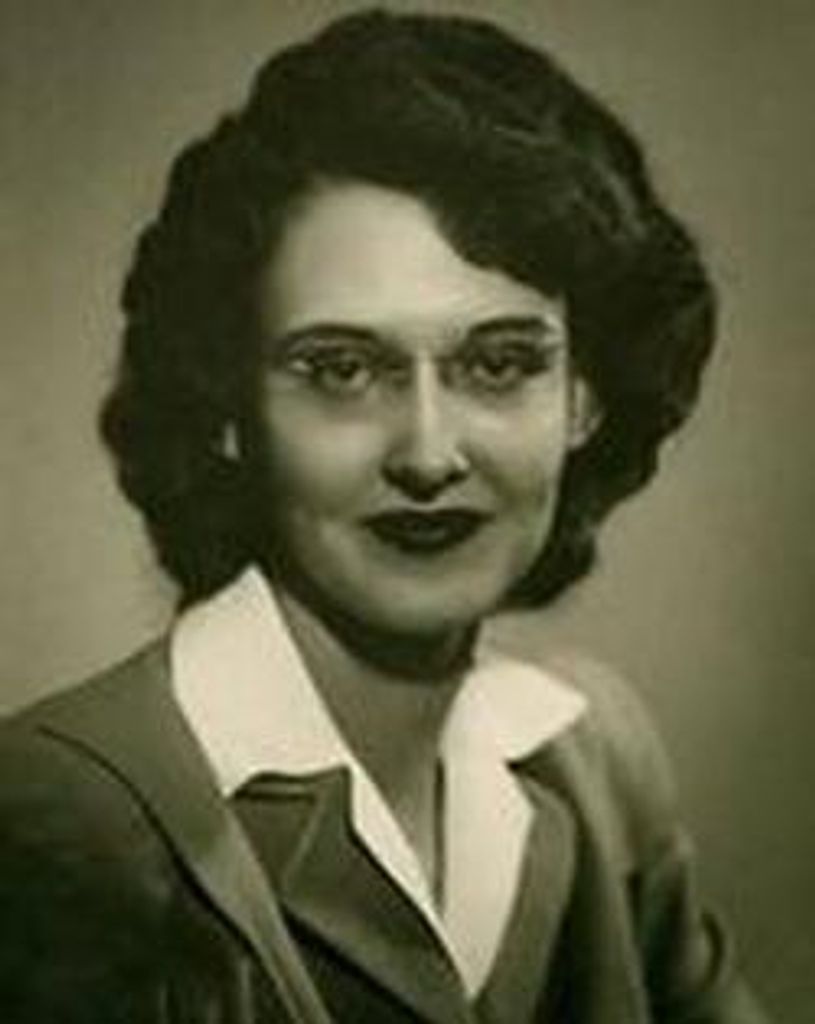 Lola Noble Profile Photo