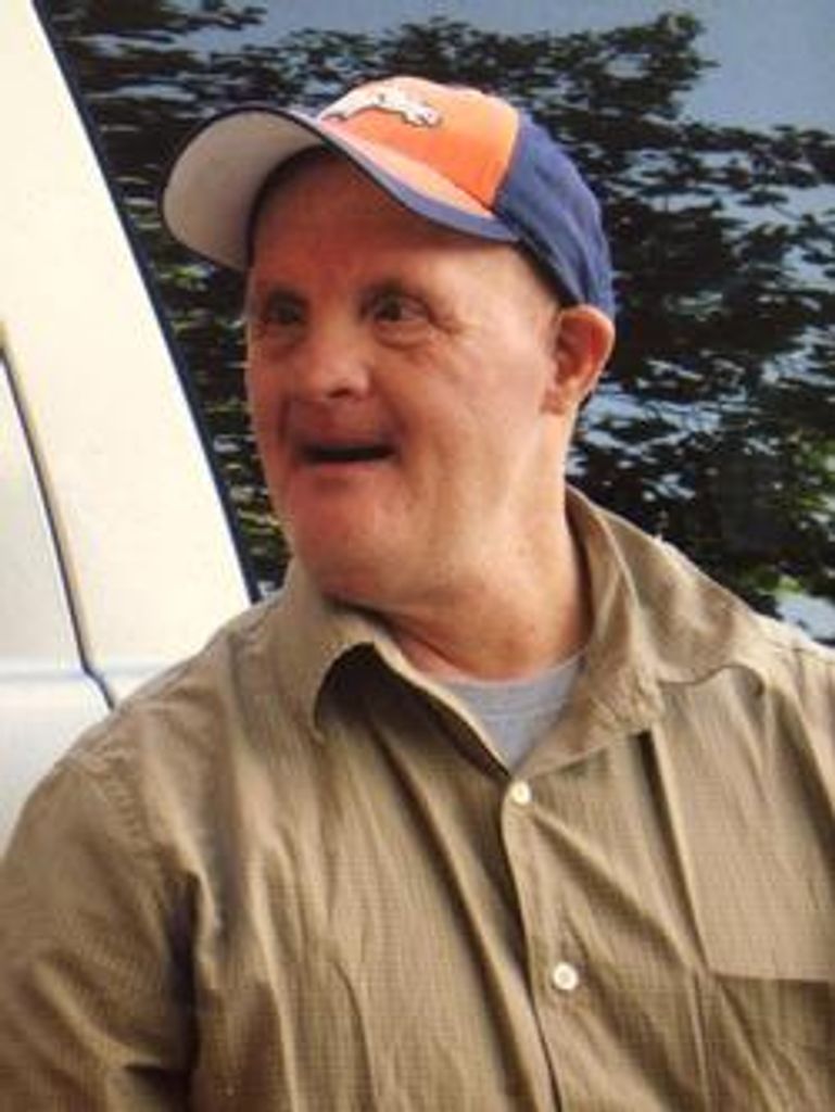 Carl Lee Harris Profile Photo