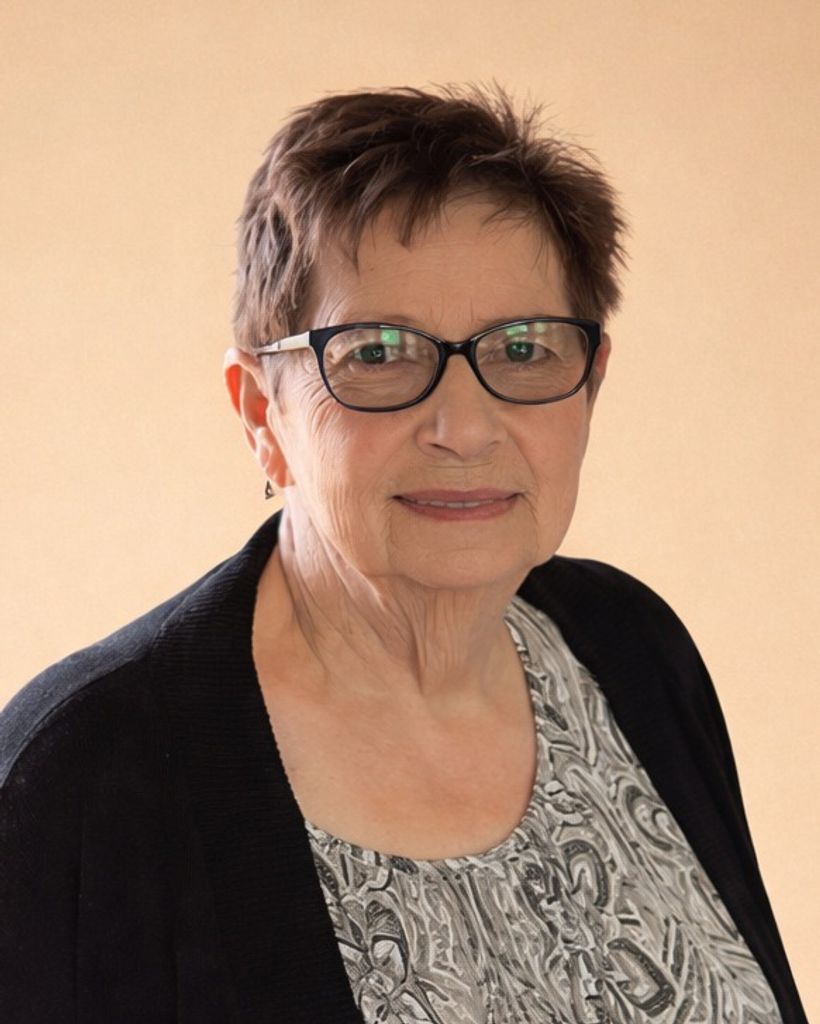 Beverly Sime Profile Photo