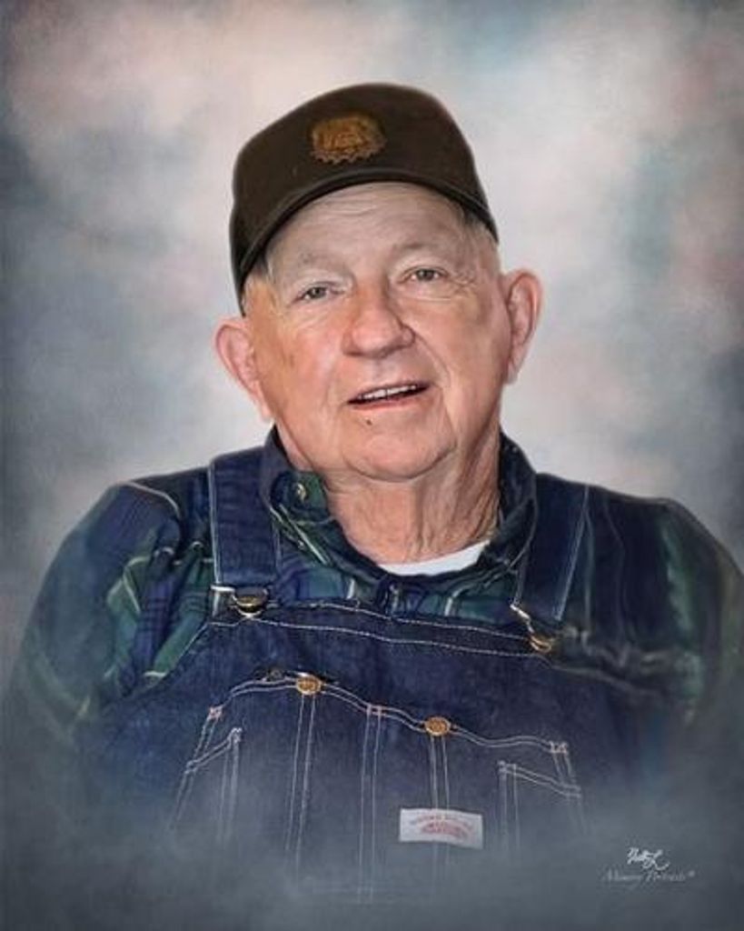Clyde Ray Bond Profile Photo