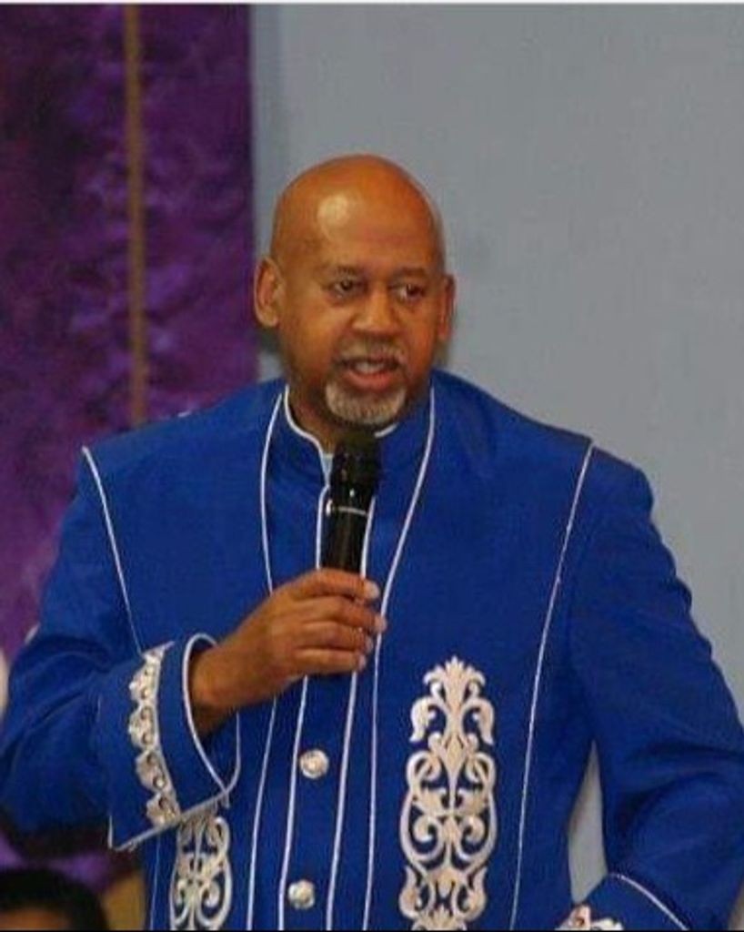 Pastor Glenn Johnson