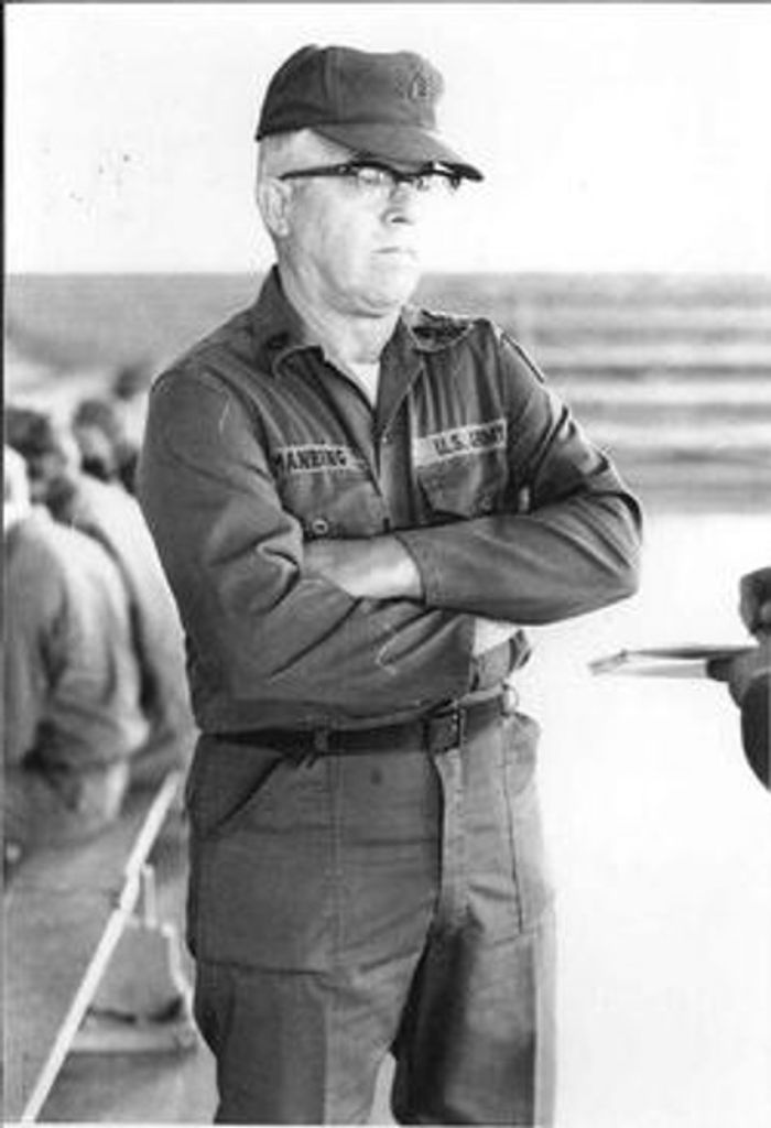 Gordon Maschil Manring Profile Photo