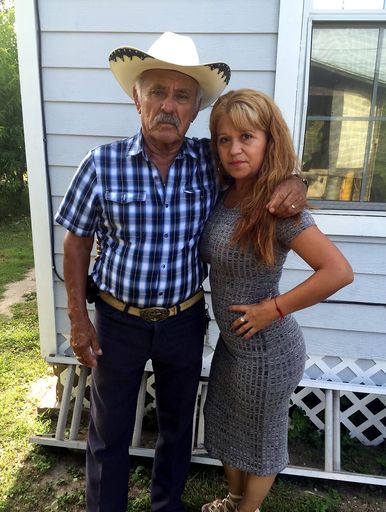 Adolfo Quintanilla photo gallery thumbnail 53 of 80