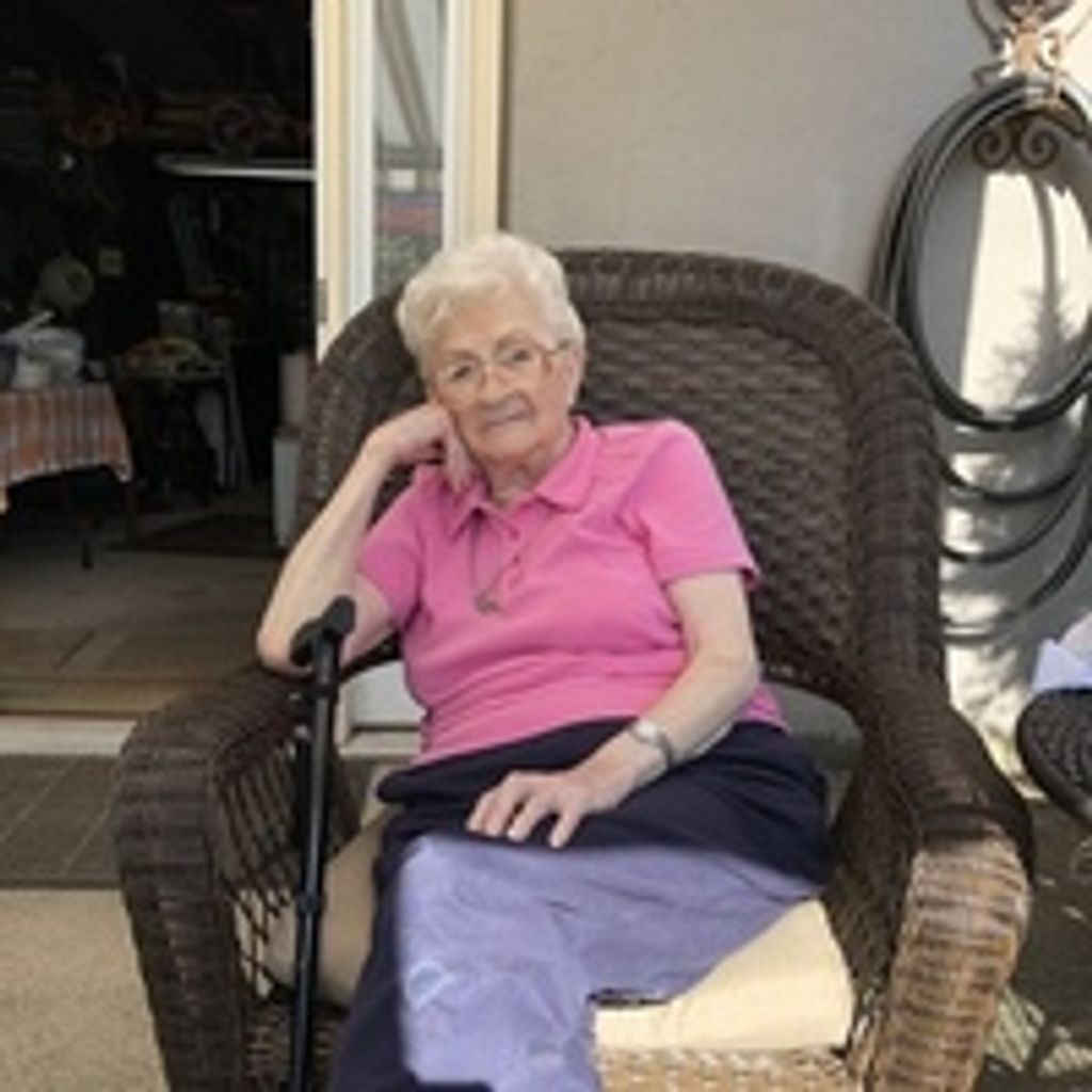 Elizabeth  "Betty" Leonardo Profile Photo