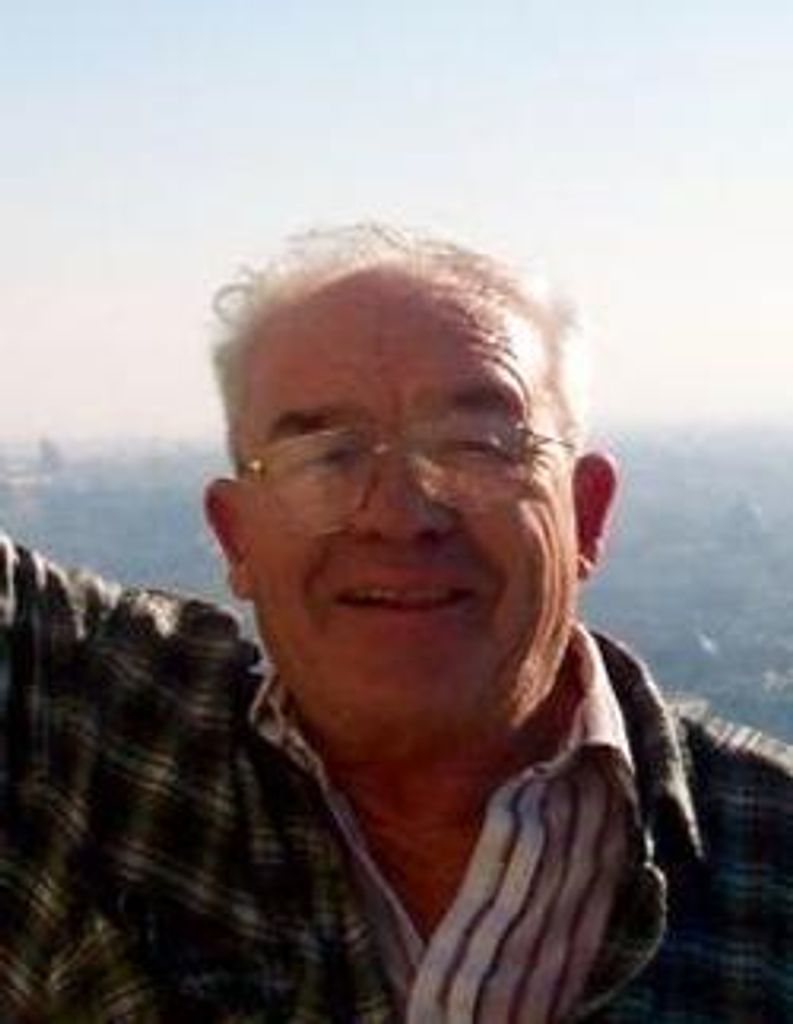 Leo W. Riegert