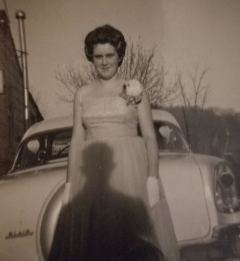 Evelyn Earlene (Smith)  Van Wey photo gallery thumbnail 25 of 28