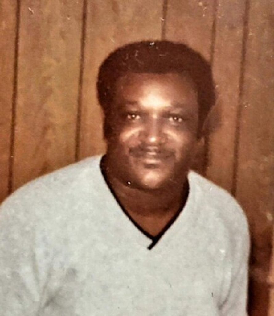 Andrew Thomas Profile Photo