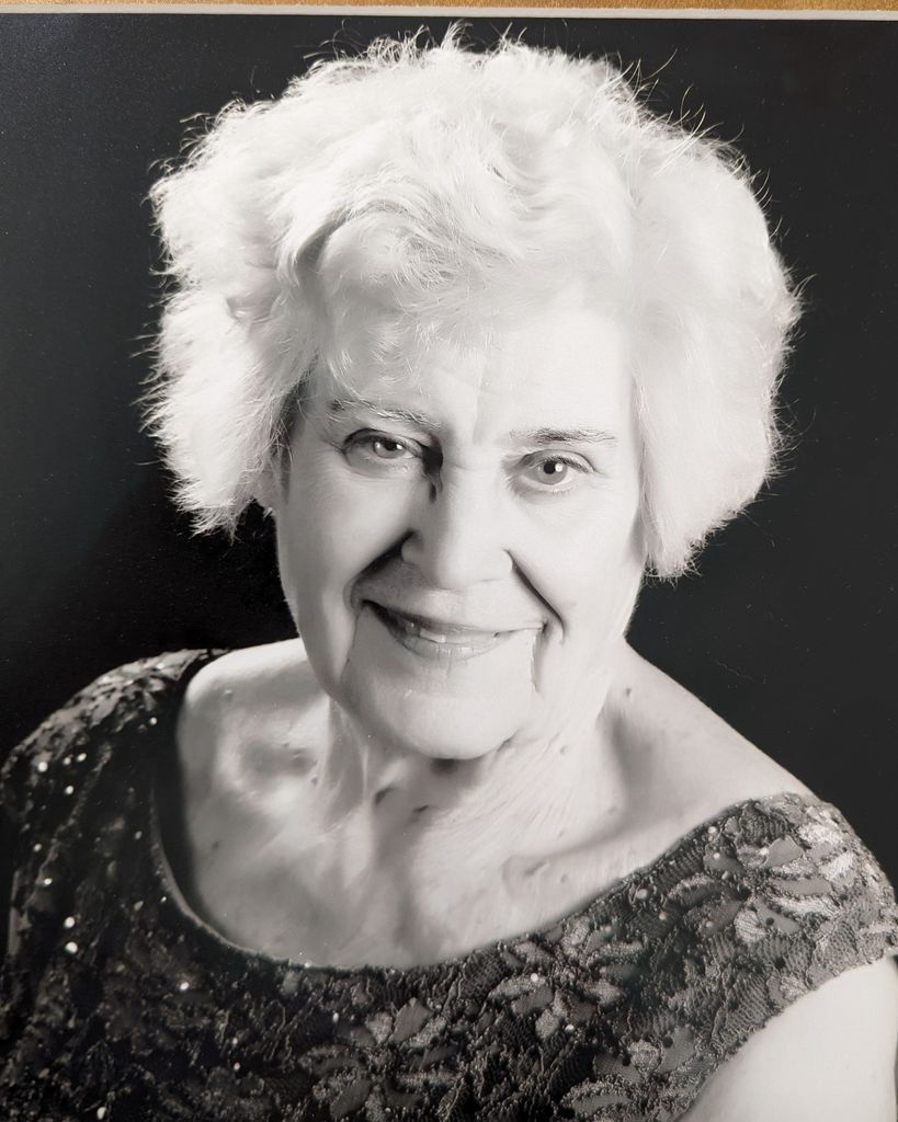 Lillian Rae Day Profile Photo