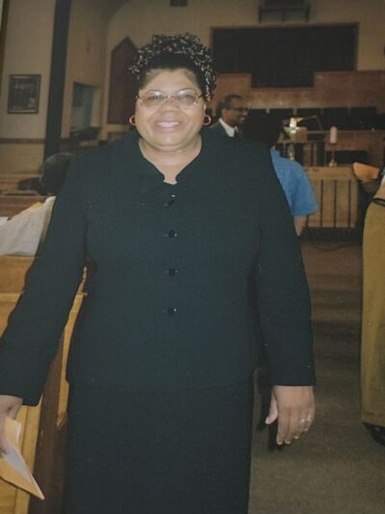 Rudenia Sansom Profile Photo