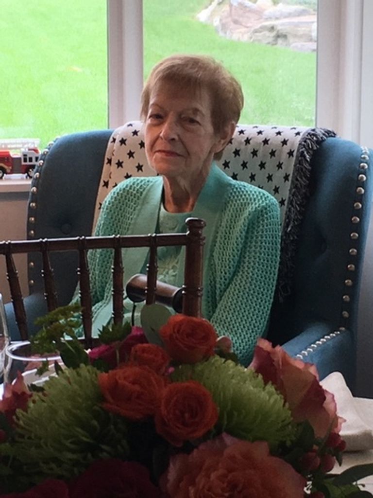 Elizabeth M. Richards Profile Photo