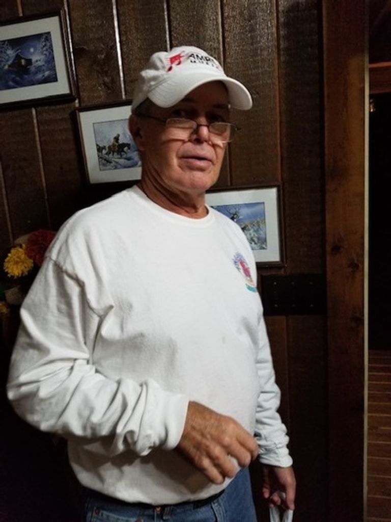 Bobby Lee Quinn Profile Photo