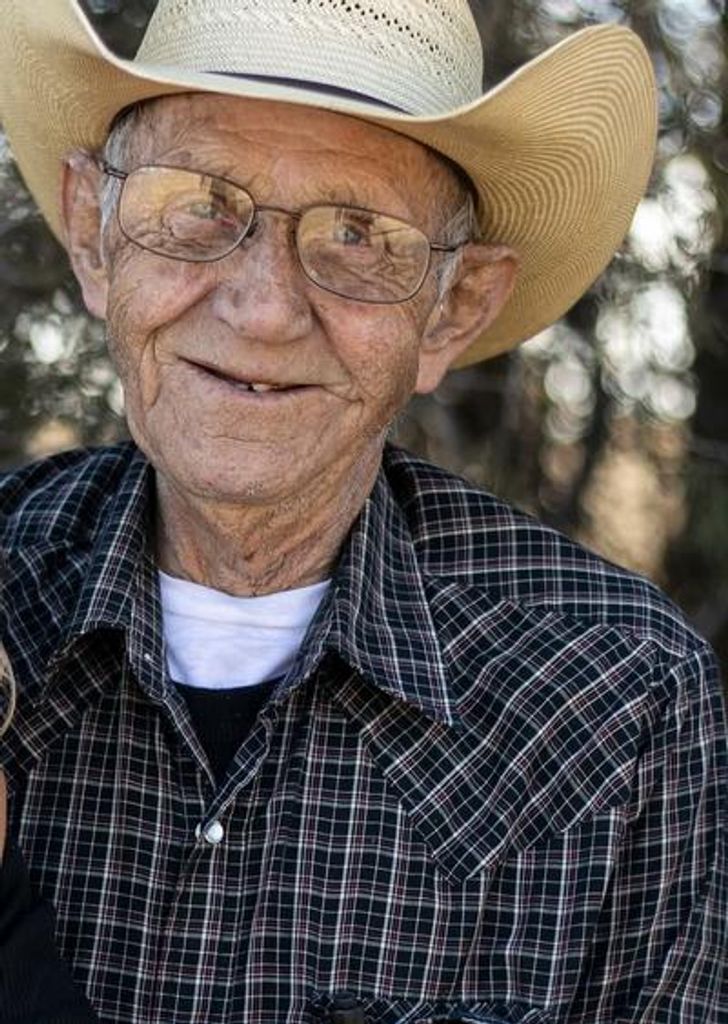 Walter Edward Schmeiser Profile Photo