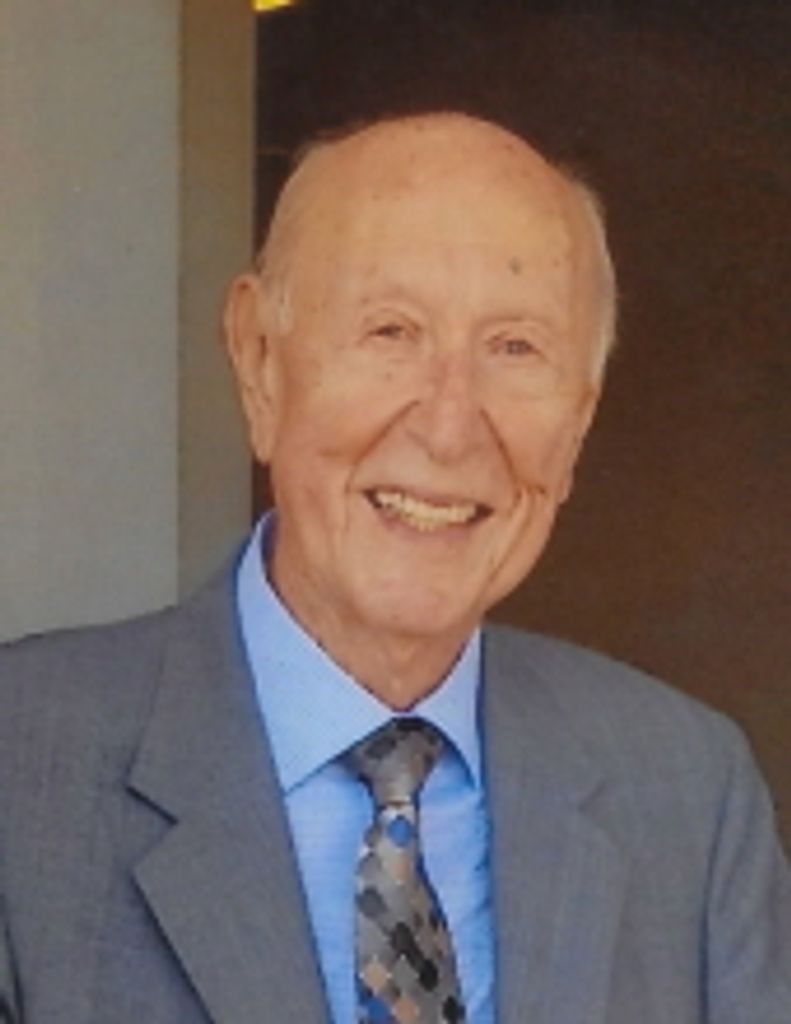Max Bell Profile Photo