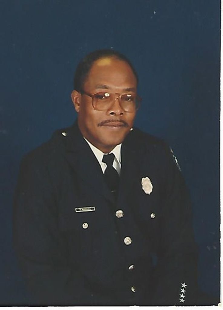 Lieutenant Harold L Marshall Profile Photo