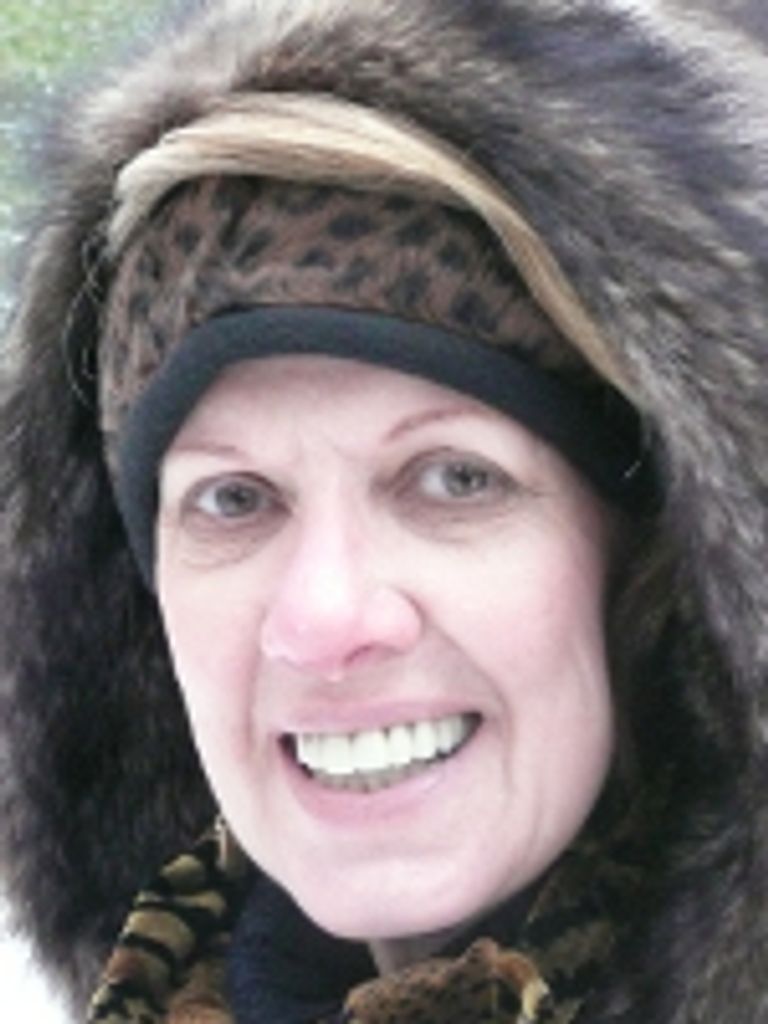 Barbara S. Cole, Nee Comins