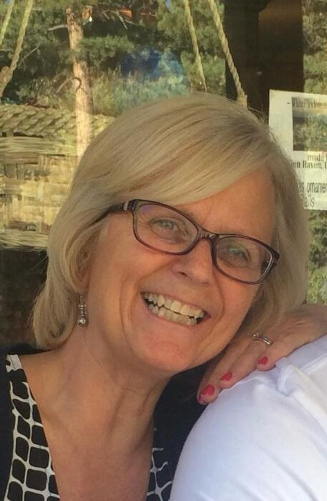 Cynthia Aline (Williams)  Gretencord