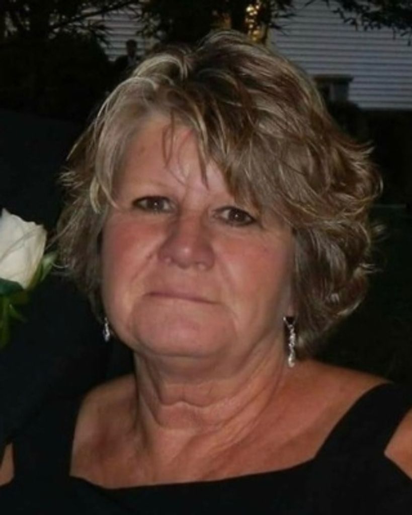 Deborah Charbonneau Profile Photo