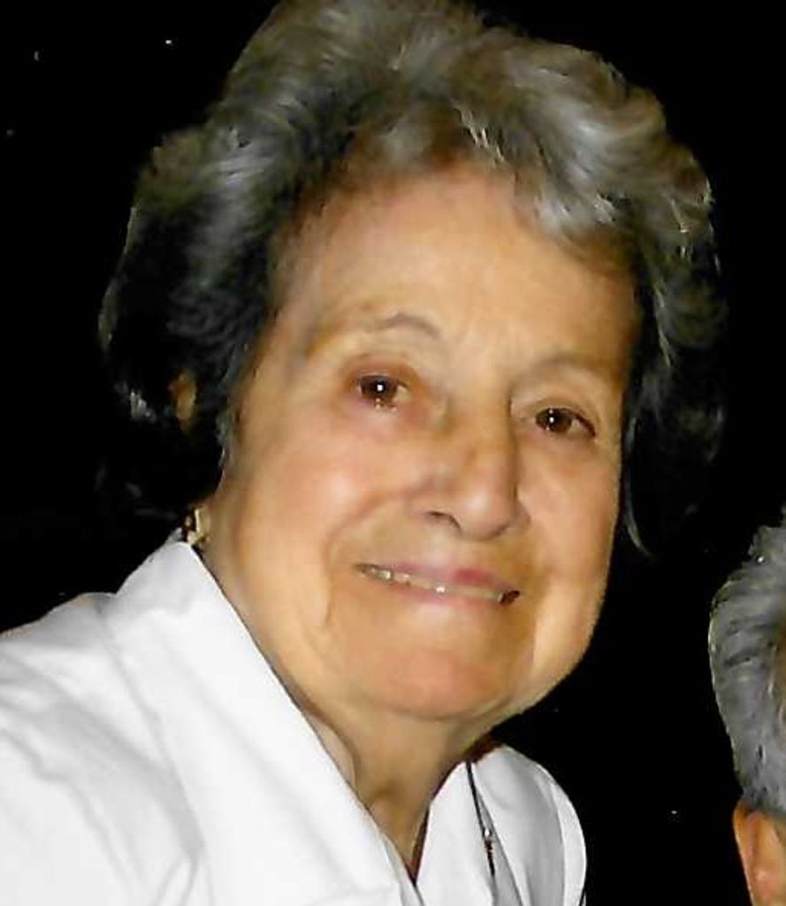 Louise Solimo Profile Photo