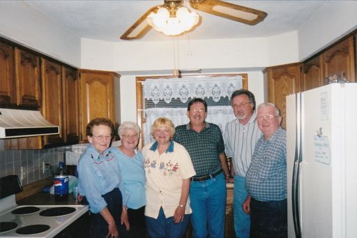 Carolyn J. (Bergstrom)  Bohl photo gallery thumbnail 75 of 133