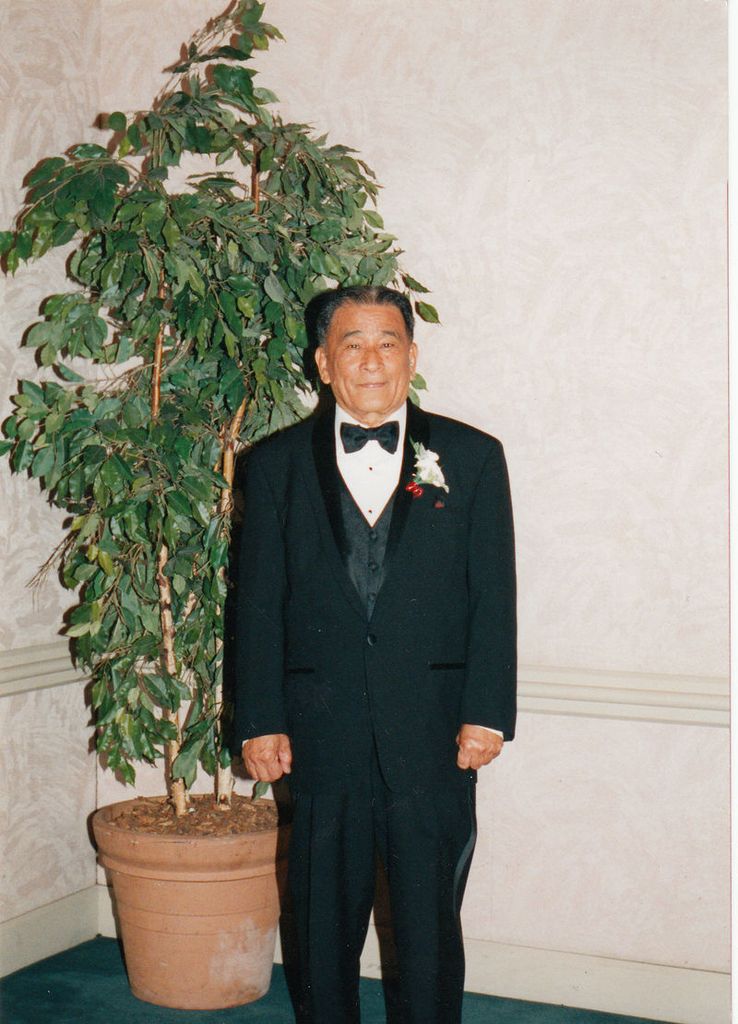 Jesus Mennen B. Lao