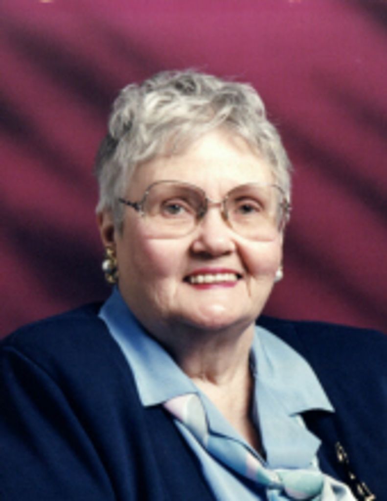 Helen Mcneil Profile Photo
