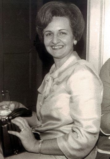 Lucille Gossage photo gallery thumbnail 35 of 116
