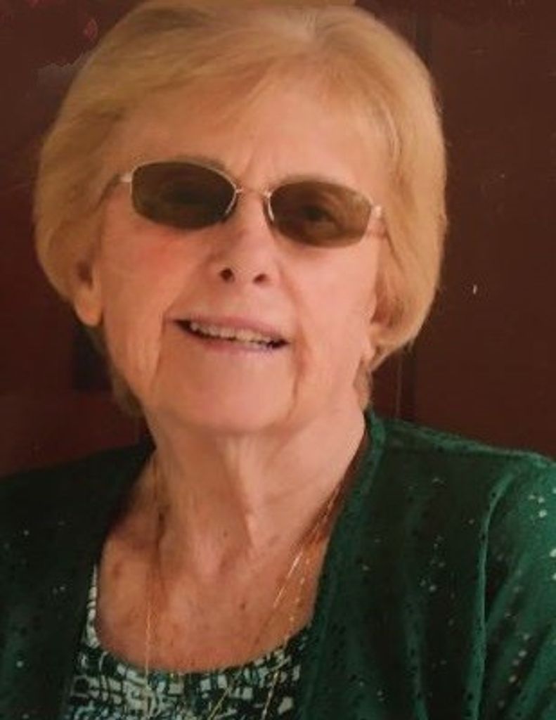 Mary F. (Lovell)  Thomas