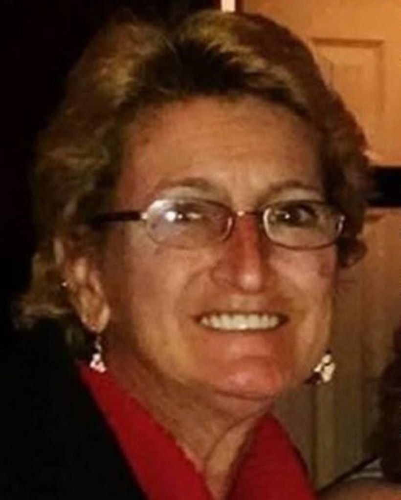 Julie Finlen Perry Profile Photo