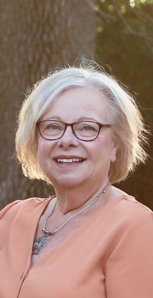 Charlotte "Char" Beseke Profile Photo