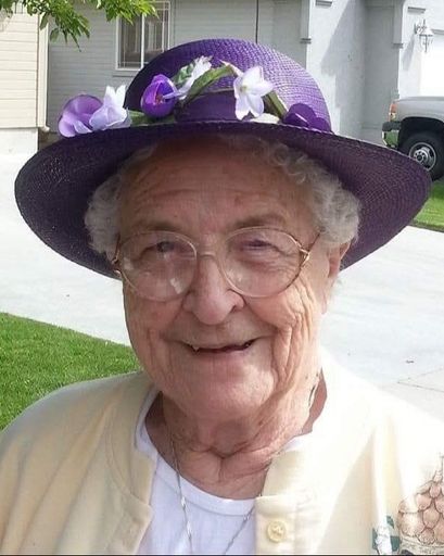 Louise Lillian Jones's obituary image