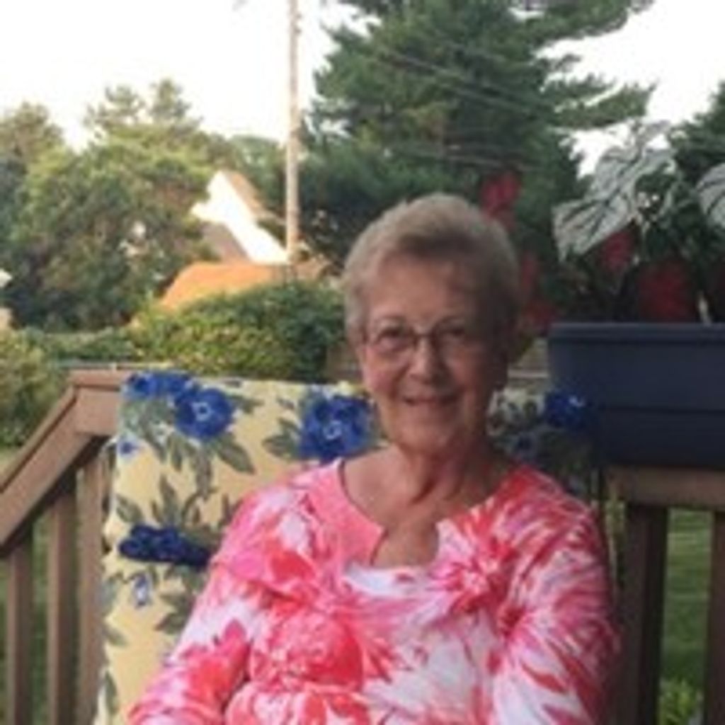 Mary Lou Robertson