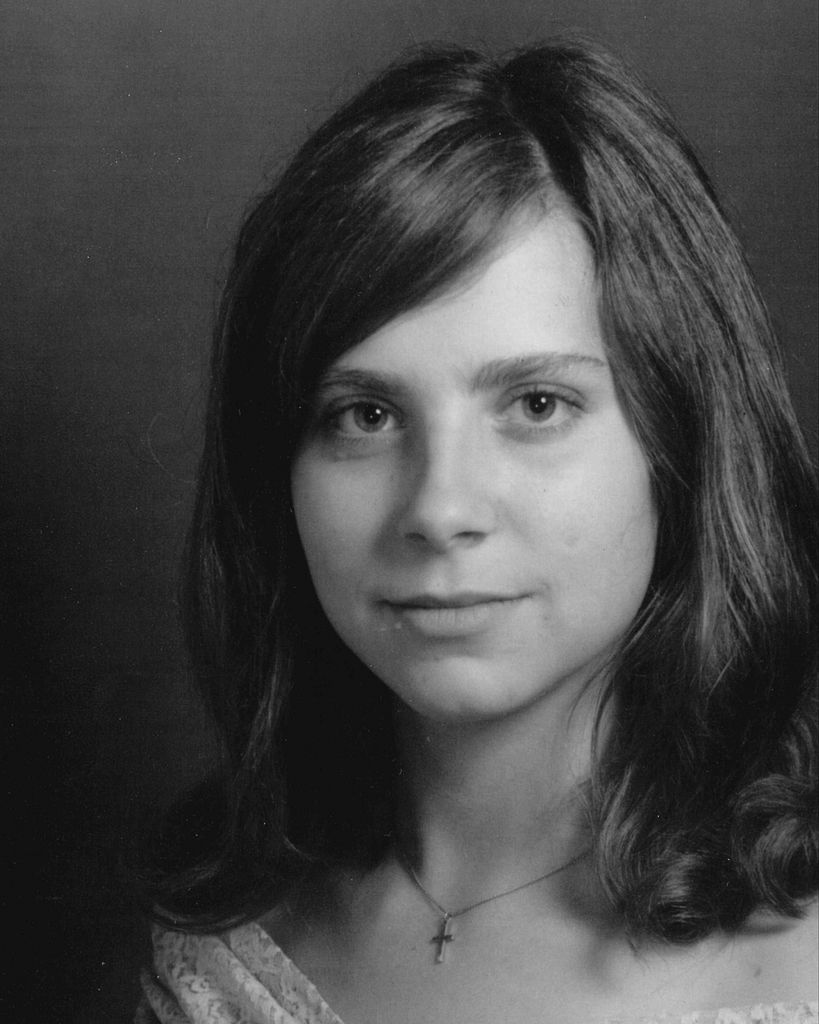 Earline Hensley Davenport