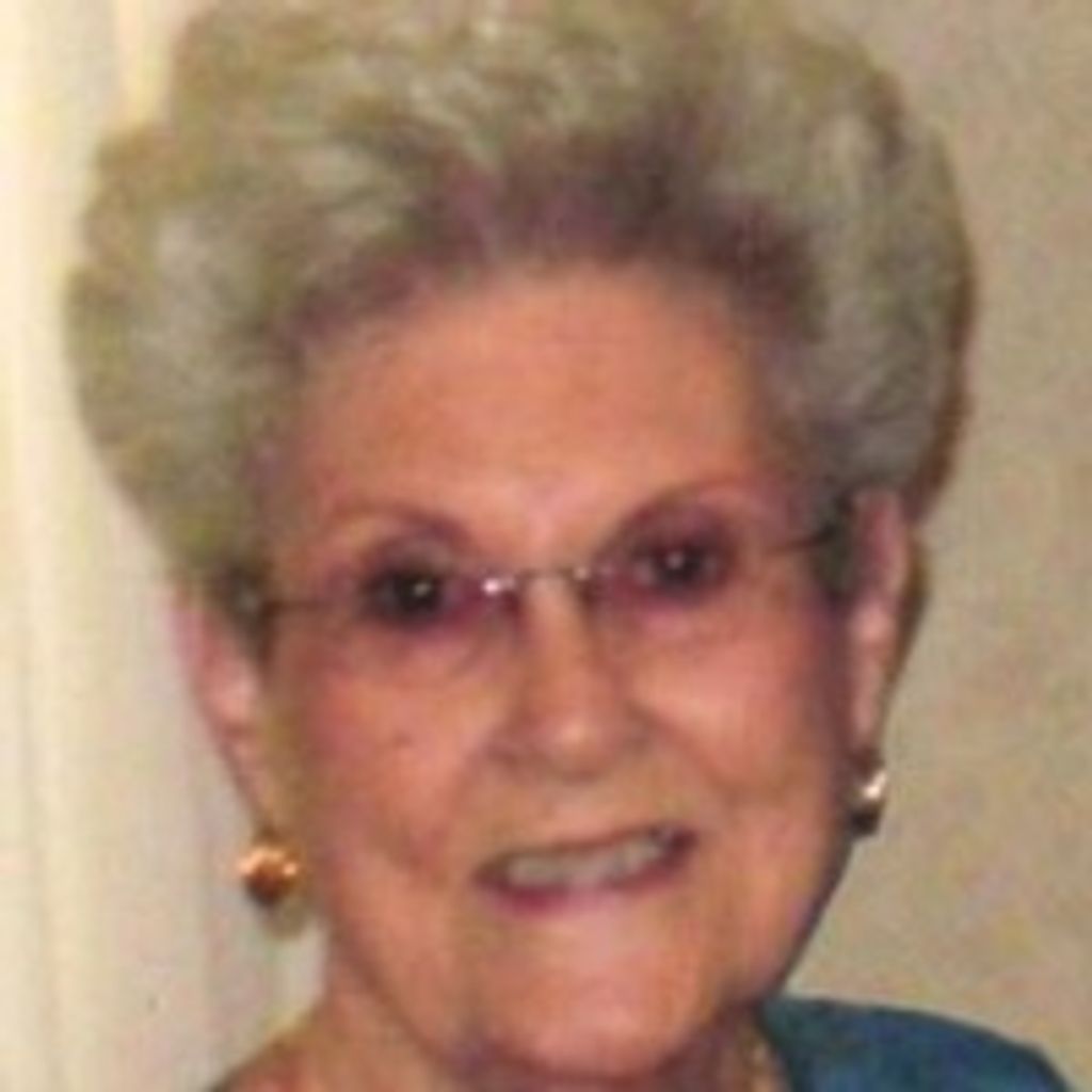Lucille  Hartis Giles