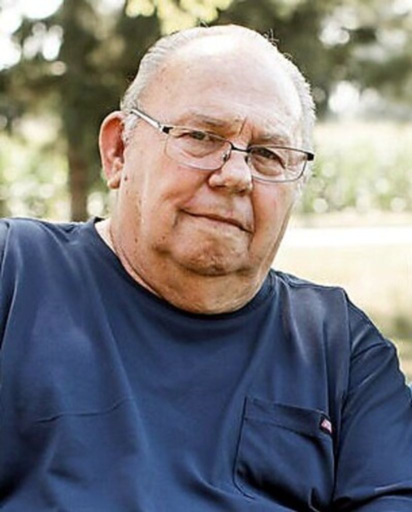 Lloyd Max Janeway Profile Photo