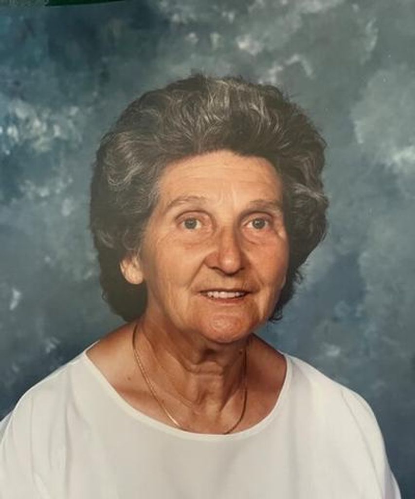 Helen Simpson Profile Photo