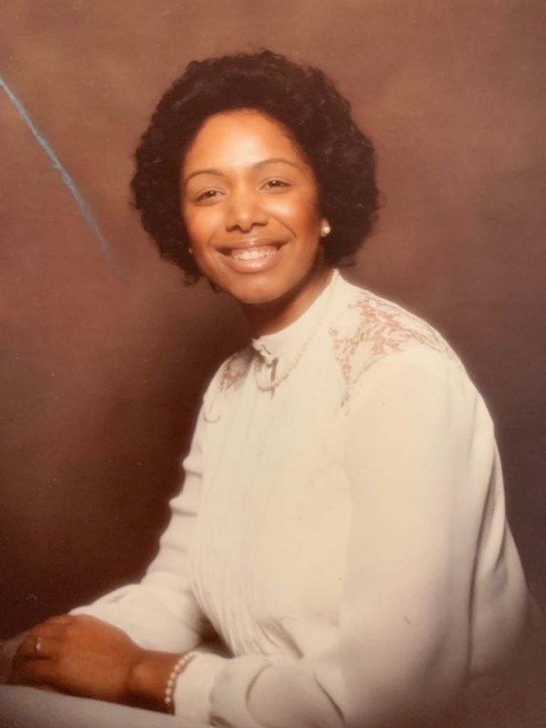Yvonne Doreen Cobb