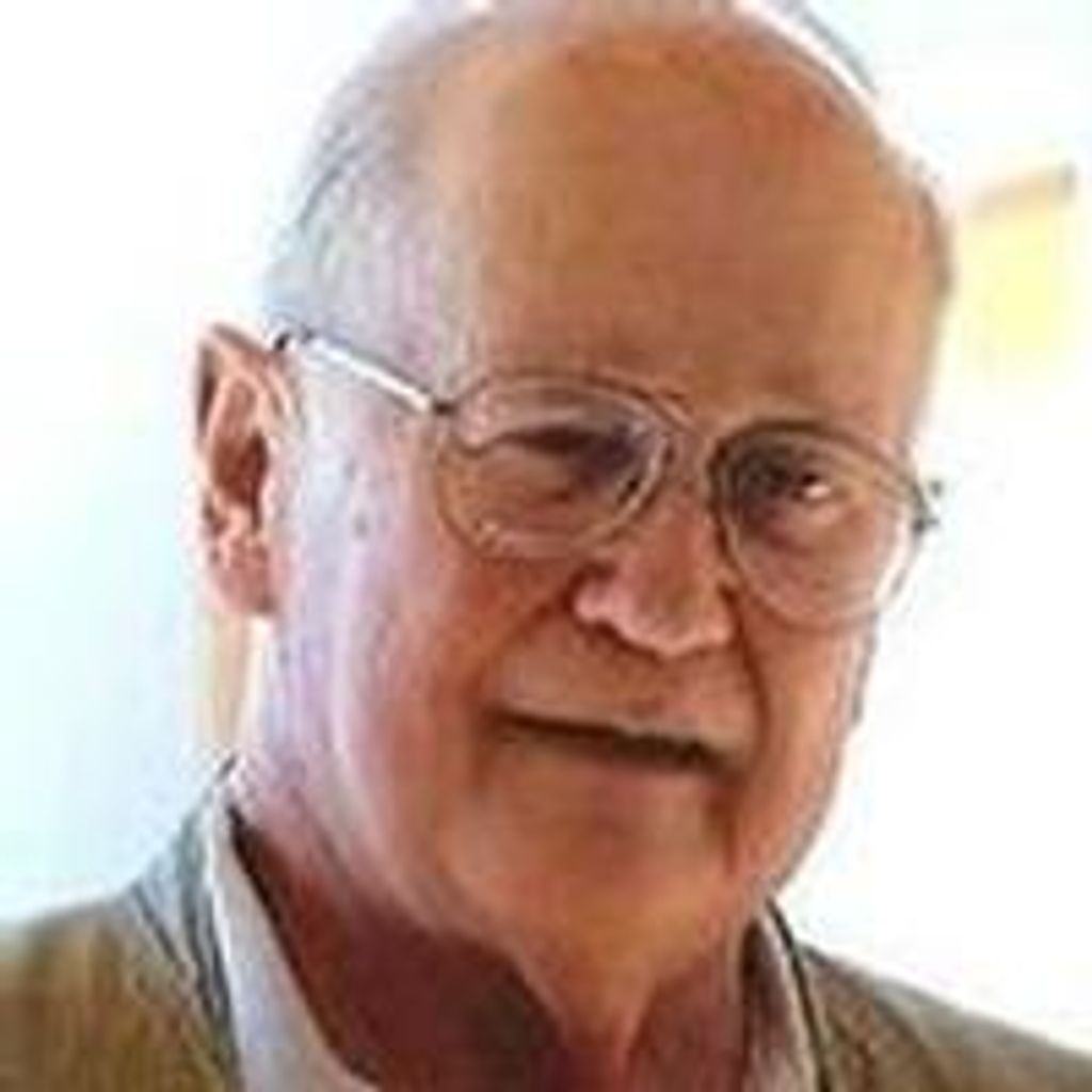 Robert J Winefka