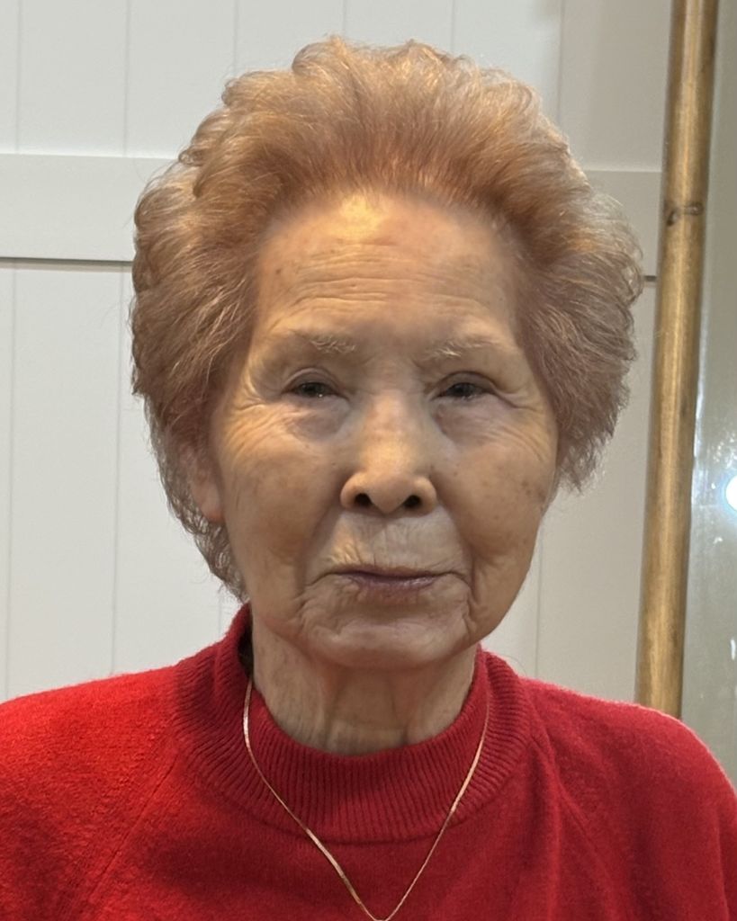 Yong Hui (Kim) Santos Profile Photo