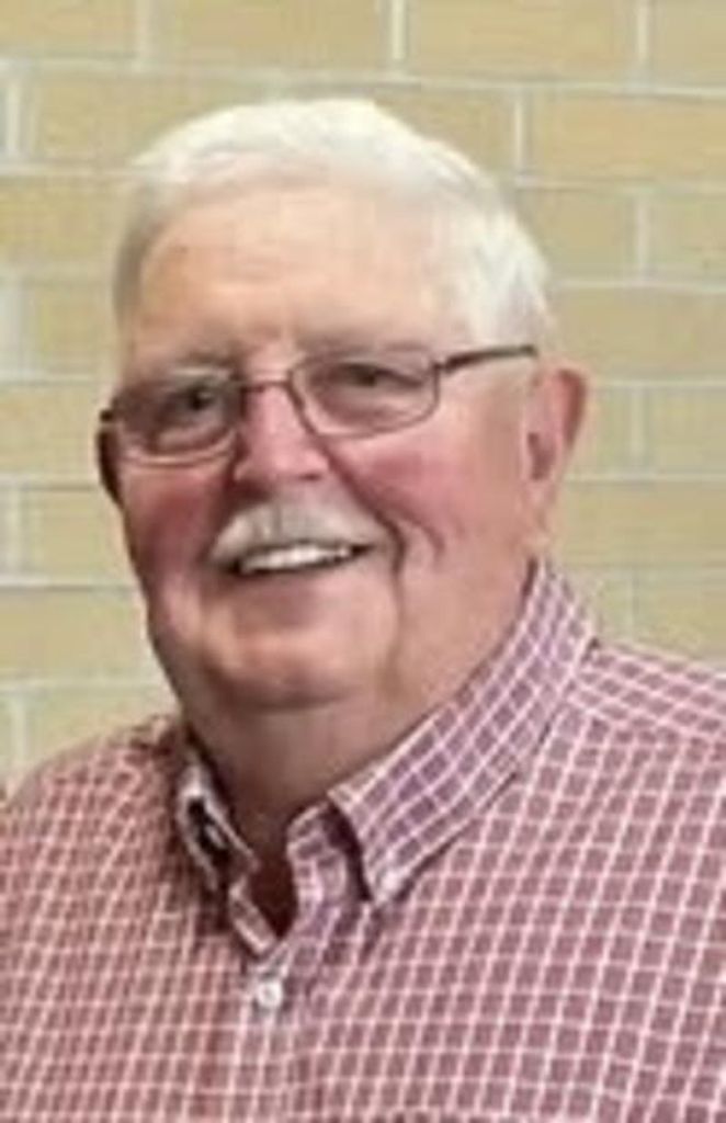 Wayne "Chuck" Robley