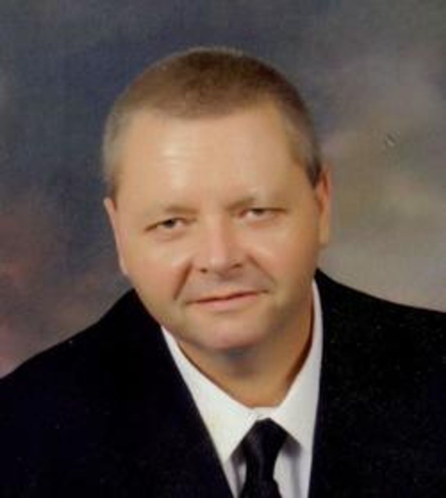 Thomas Christopher "Chris" Holt