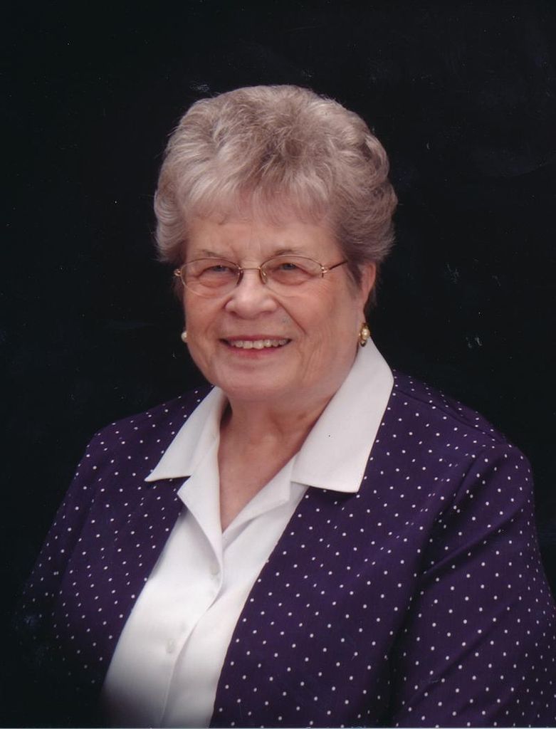 Elizabeth Joan Bondhus Profile Photo