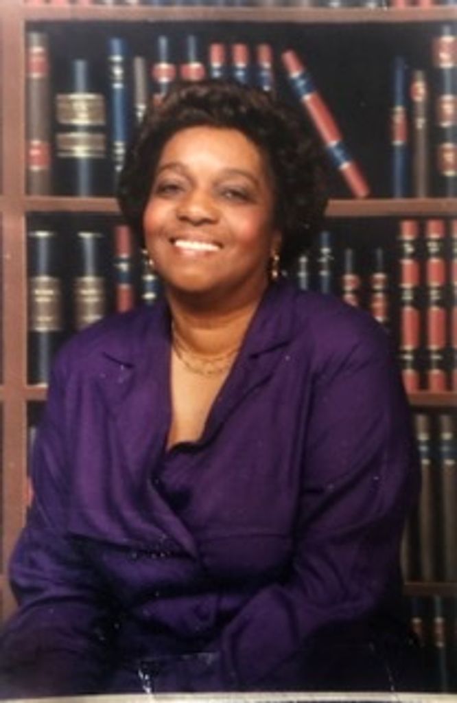 Lois Chavis