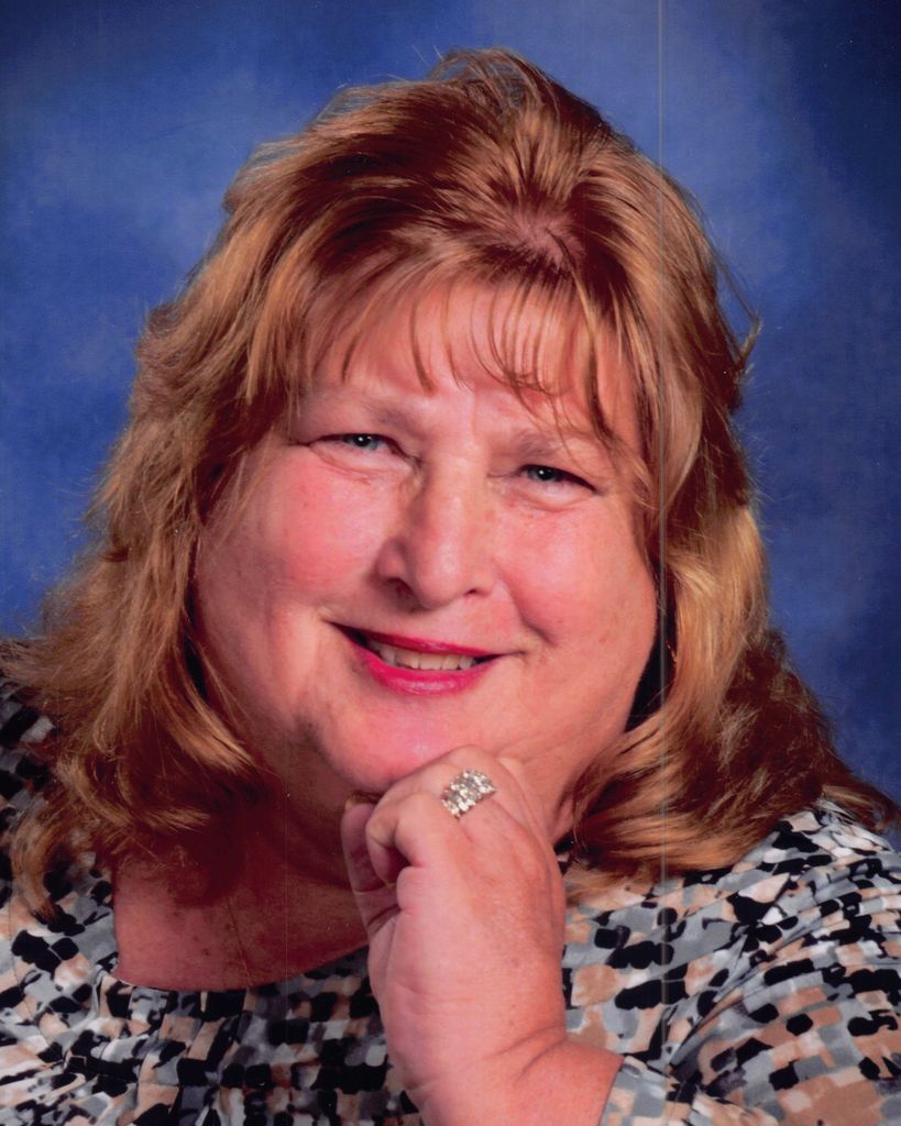 Helen Smetzer Phillips Profile Photo