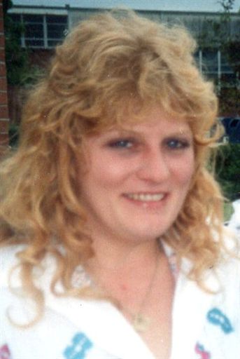 Tammy Lynn Wilson photo gallery thumbnail 2 of 2