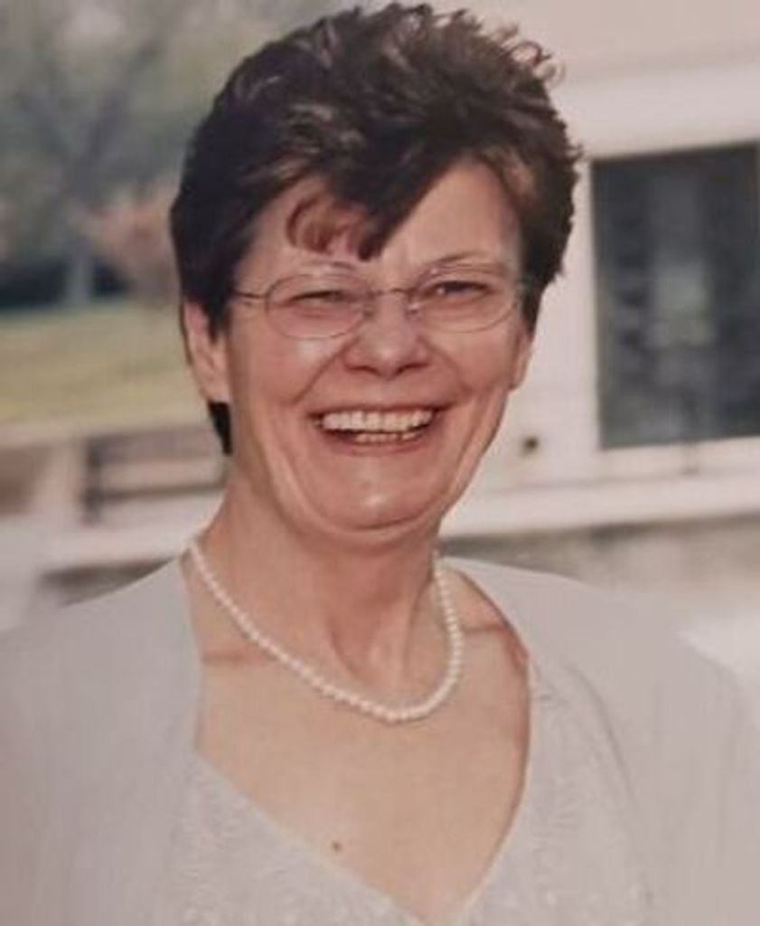 Claudia Morris Profile Photo