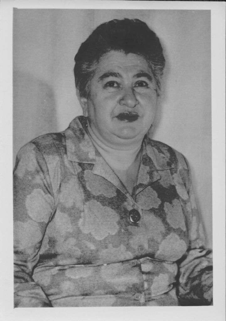 Zayaruzna, Genya