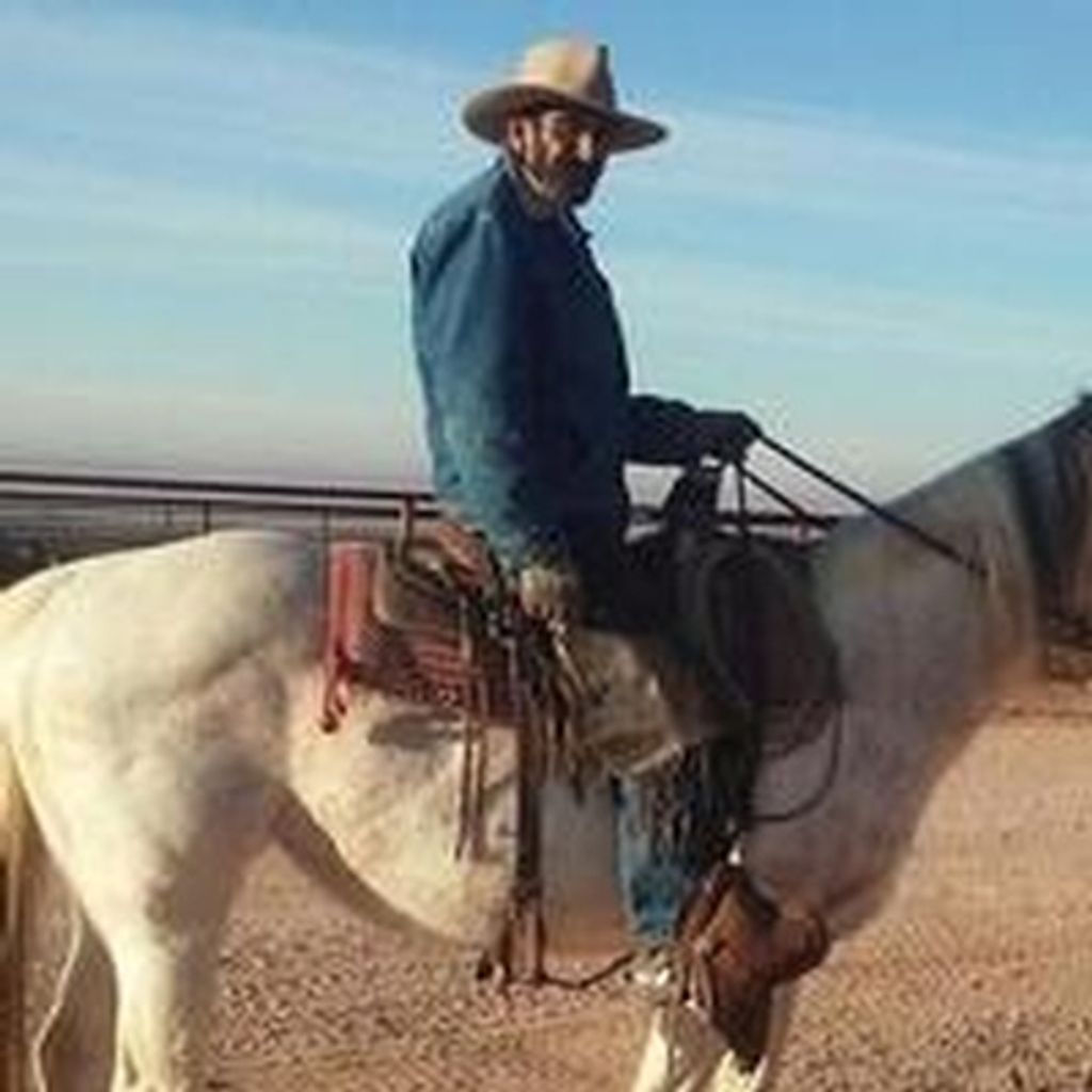 Crescencio Lopez, Jr. Profile Photo